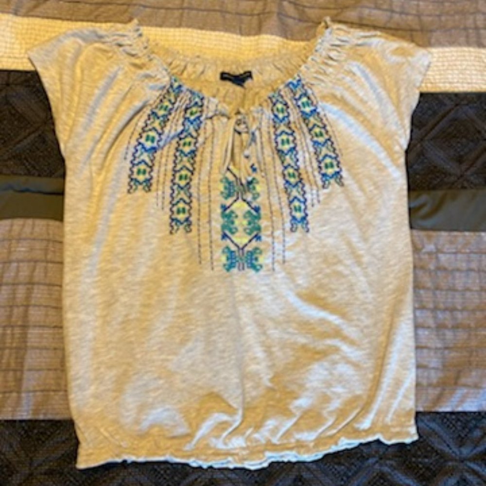 American Eagle Embroidered Blouse